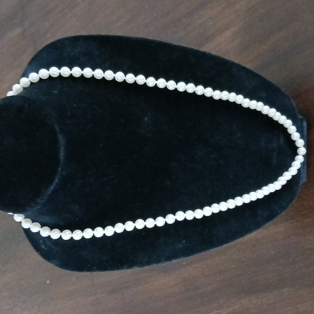 Classic Pink/ Champagne Faux Knotted Pearls 28" Goldtone Clasp